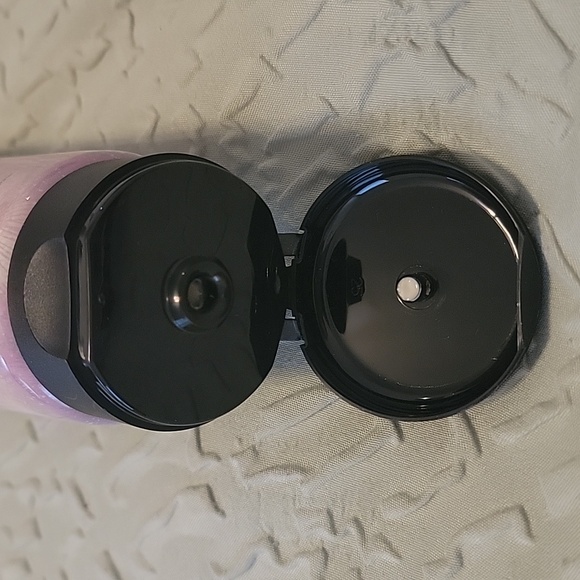 NWT tanning bed lotion 8.5 fl oz - Picture 3 of 3